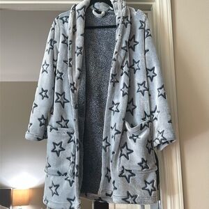Fuzzy Women Starry Robe, White & Navy - Medium